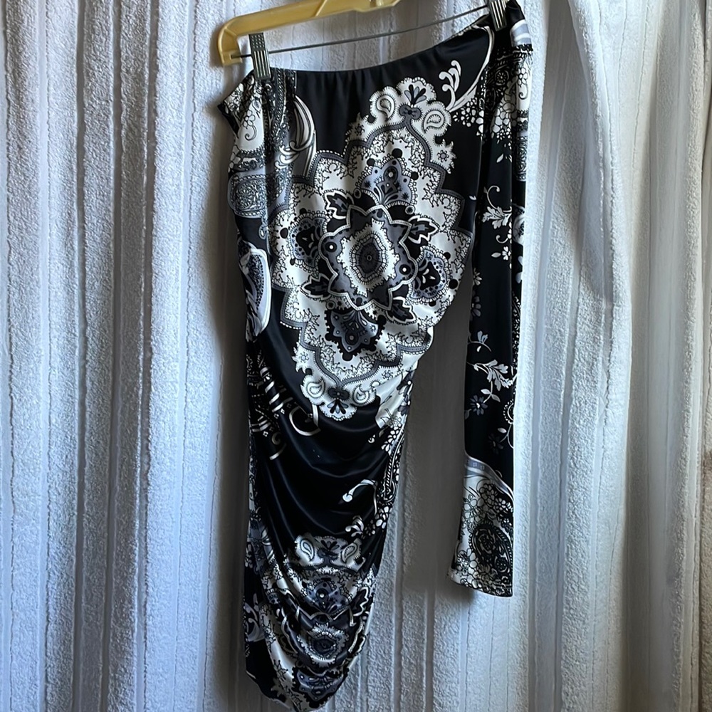 Black and white Aux one shoulder dress